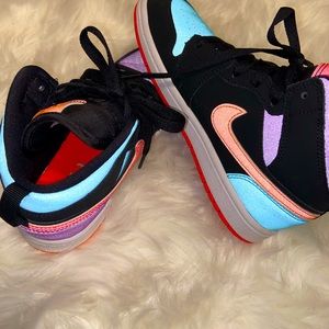 Air Jordan 1 Mid Grade School “Candy”